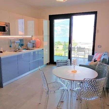 Blue Sky Garda - Zaffiro Appartamento Malcesine