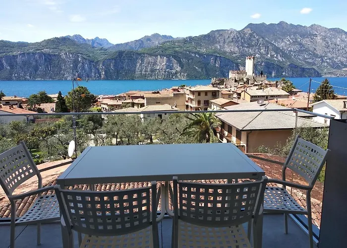 Blue Sky Garda - Zaffiro Appartement